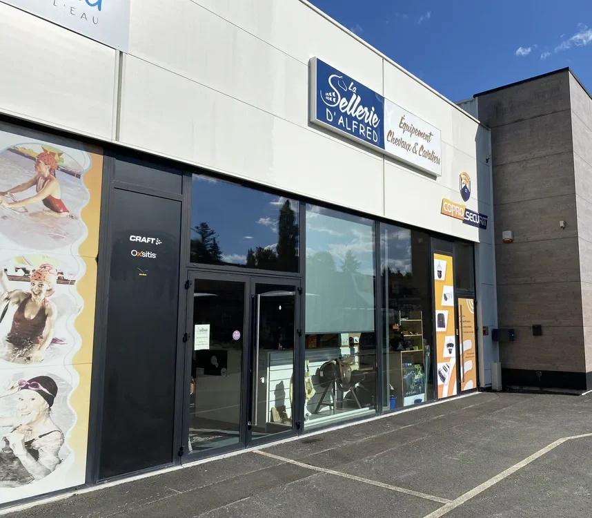 Faça magasin, matériel d'équitation et équipement cavalier la Sellerie d'Alfred en Dordogne.