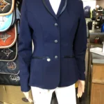 Veste concours marine, matériel équitation et équipement cavalier, la Sellerie d'Alfred en Dordogne.
